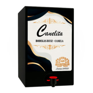 Envase Bag-in-Box de vino ‘Canelita’ de Bodegas Ruiz-Canela, con etiqueta blanca, detalles dorados y azul marino, y grifo dispensador rojo sobre fondo blanco.